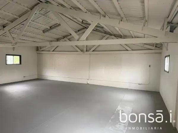 Local en RENTA Ubicado en Calle Principal - (Juárez 2do Piso)