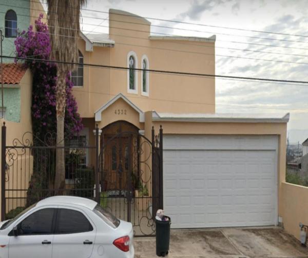 INCREIBLE CASA A UNA CALLE DEL INSTITUTO LA SALLE DE CHIHUAHUA