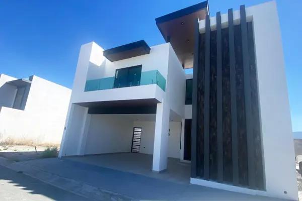 Casa Nueva en VENTA en Rincón de los Encinos