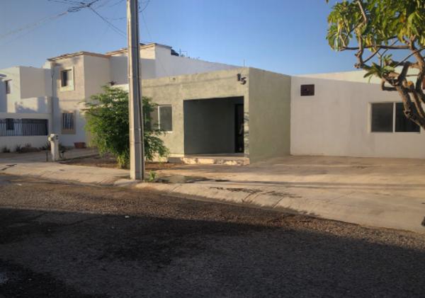 CASA DE ENTREGA INMEDIATA EN PRIVADA LOS FAROLES, LAS PLAZAAS, HERMOSILLO