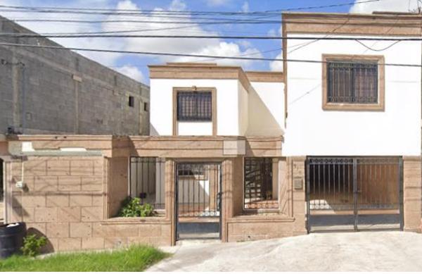 Casa en remate en Las Fuentes Sección Lomas, Reynosa, Tamaulipas
