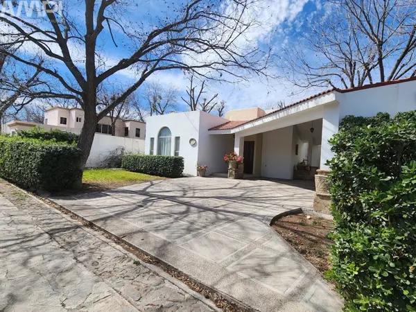 Casa en renta en San Alberto, Saltillo, Coahuila de Zaragoza Casa en renta en San Alberto, Saltillo, Coahuila de Zaragoza