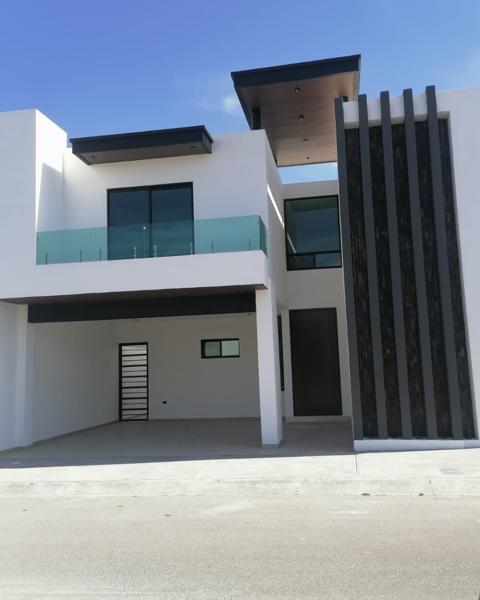 Casa en venta en Rincón de los Encinos, Saltillo, Coahuila de Zaragoza