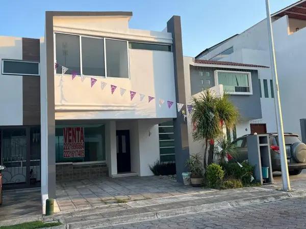 Casa en venta en Lomas del Valle, Puebla, Puebla