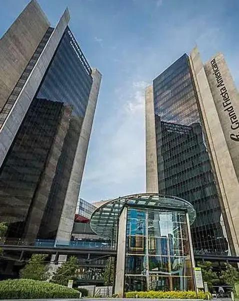 Oficinas Acondicionadas en Venta en Trebol Park en Zona Loma Larga Oriente