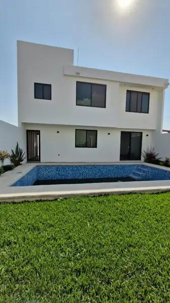 BONITA CASA NIEVA CON ALBERCA Y AMPLIO JARDIN EN YECAPIXTLA MOR