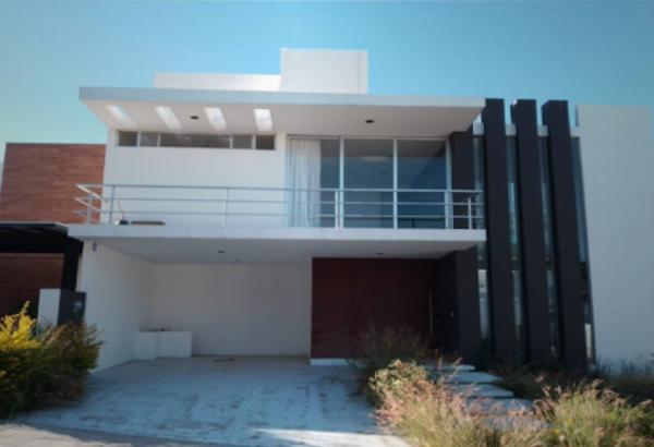 CASA DE ENTREGA INMEDIATA EN CLLE DE LAGO, COL. CUMBRES DE LAGO, QUERETARO