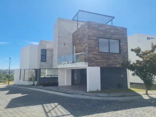 Casa en venta en Lomas de Angelópolis II, San Andrés Cholula, Puebla