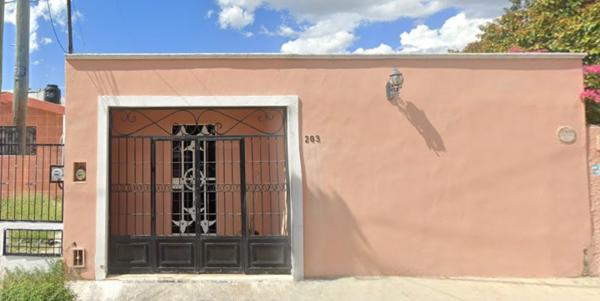 CASA EN RECUPERACIÓN BANCARIA EN C 27A No. 203A CHUBURNÁ DE HIDALGO, MÉRIDA YUCATÁN.