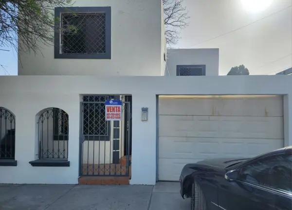 HERMOSA CASA ZONA SEGURA RESIDENCIAL