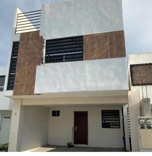 VENTA DE CASA QUINTA REAL RESIDENCIAL APODACA
