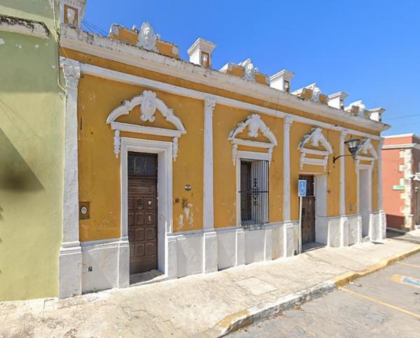 PRECIOSA Y CLÁSICA CASA A SOLO UNAS CALLES DE LA PLAYA DE CAMPECHE