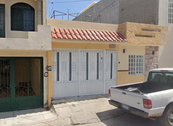 VENTA DE CASA EN PISCIS, CIUDAD DEL SOL, LA PIEDAD, MICHOACAN.
