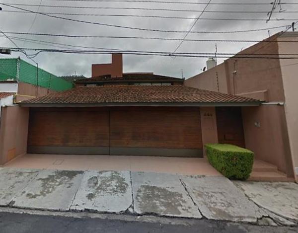 PRECIOSA CASA MUY CERCA DE PLAZA LAS AMÉRICAS