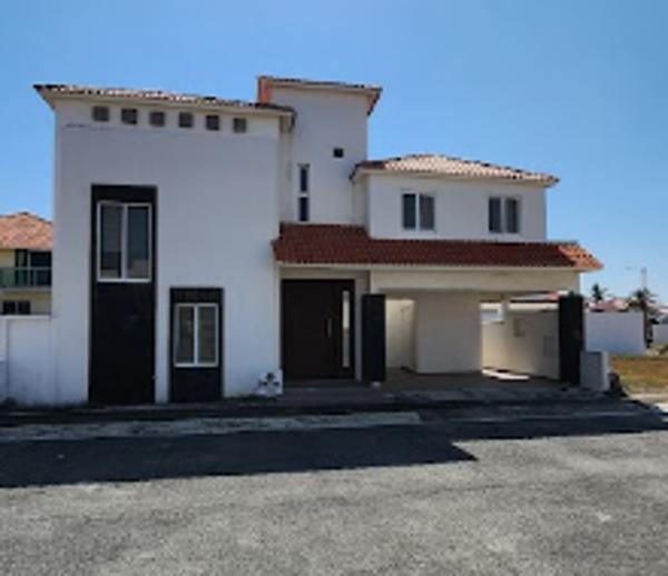 Casa en renta en El Sendero Residencial, Alvarado, Veracruz de Ignacio de la Llave