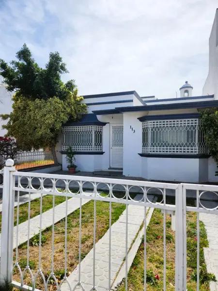 CASA EN VENTA EN RESIDENCIAL ITALIA CERCA DE LA UAQ
