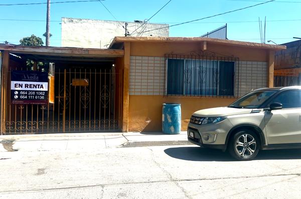 Casa de un piso en RENTA a 4 cuadra de la telefónica y 1 del bivd Diaz ordaz
