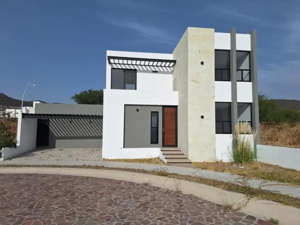 CASA EN VENTA EL ENCINO RESIDENCIAL & GOLF