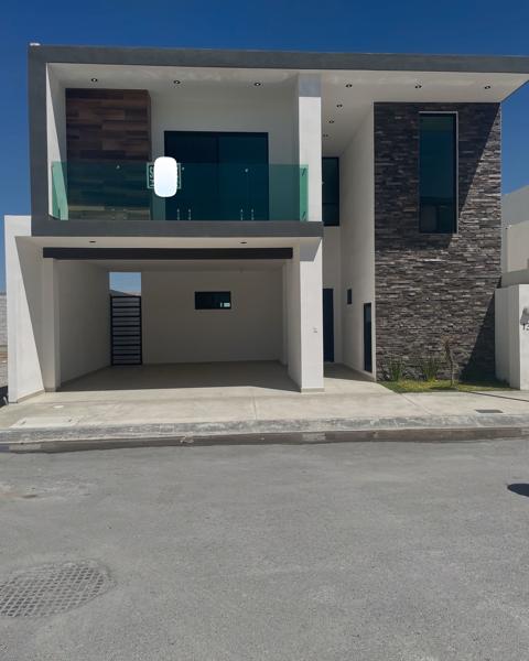 Casa en venta en Rincón de los Encinos, Saltillo, Coahuila de Zaragoza