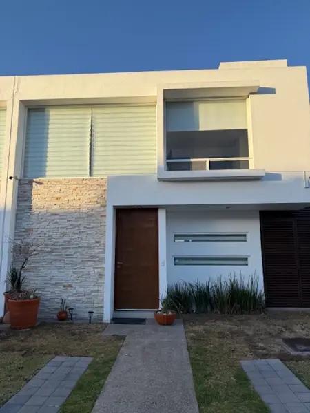 VENTA CASA EN FRACC. GRAND JURIQUILLA