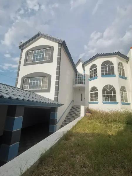 Casa en renta en Tejeda, Corregidora, Querétaro - 4 habitaciones