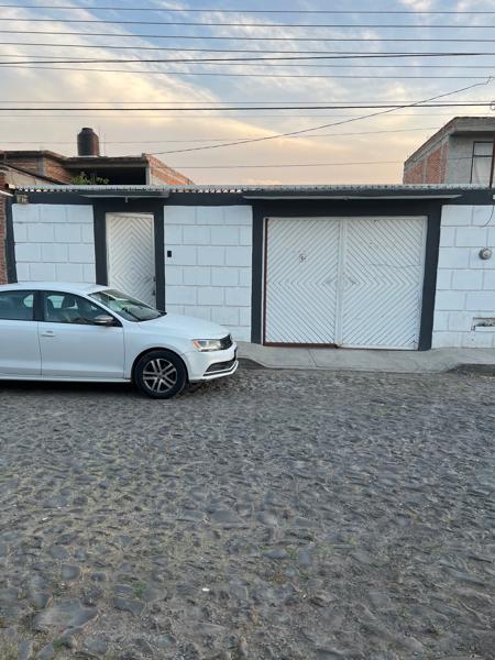 Casa de un nivel en venta en Villas de Guadalupe, Querétaro