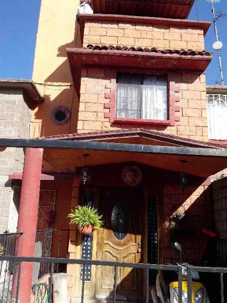 Casa en venta en San Pablo de las Salinas, Tultitlán, México