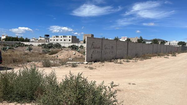 EN VENTA TERRENO atrás de Parque Esmeralda