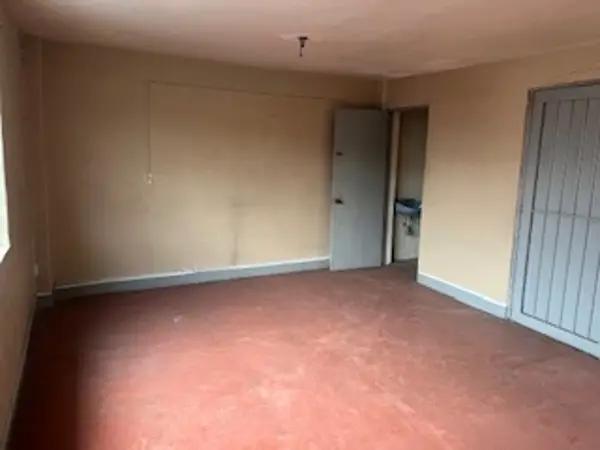 Céntrica Bodega en Zona Comercial Céntrica Bodega en Zona Comercial