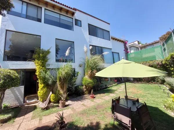 VENTA CASA EN CERRADA CON JARDIN Y SOTANO, SAN NICOLAS TOTOLAPAN, CDMX