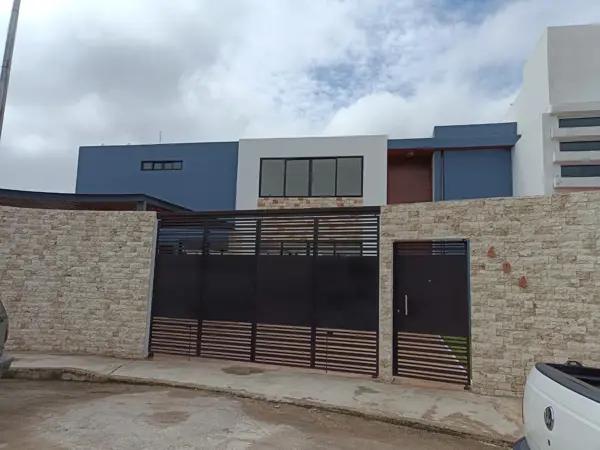 Magnífica Casa Nueva de 2 plantas en Altabrisa