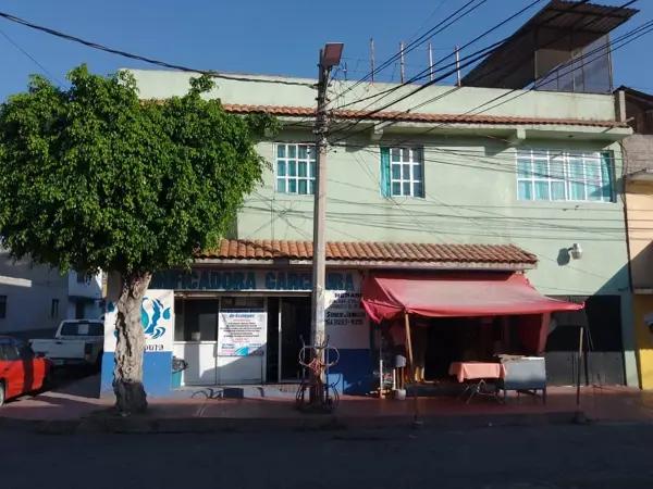 Casa en Venta en San Jose Xalostoc, Ecatepec de Morelos, 8 Recámaras, 2 Niveles