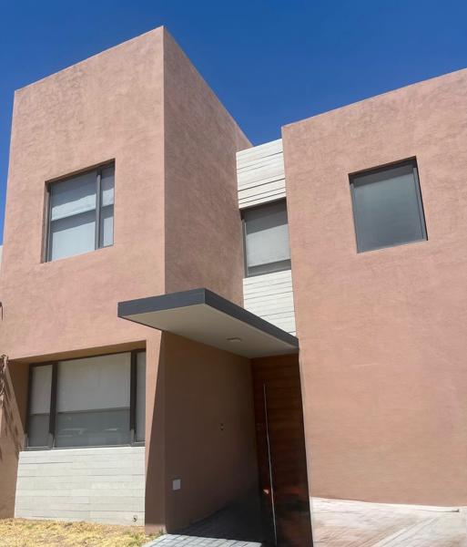CASA EN VENTA QUERÉTARO ZIBATA 4 han 1 en PB
