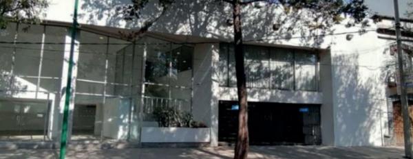 Edificio Comercial en Venta en Santa María Insurgentes, Ciudad de México