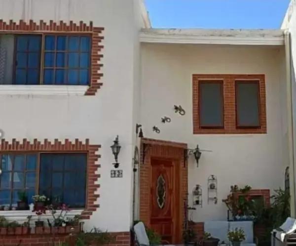 EN EL CORAZON DE CANDILES, PRIVADA DE POCAS CASA, REMODELADA CON ACCESO AL TRANSPORTE PUBLICO Y COME EN EL CORAZON DE CANDILES, PRIVADA DE POCAS CASA, REMODELADA CON ACCESO AL TRANSPORTE PUBLICO Y COME