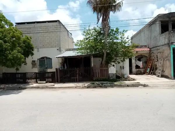 Casa en venta en Supermanzana 211, Benito Juárez, Quintana Roo