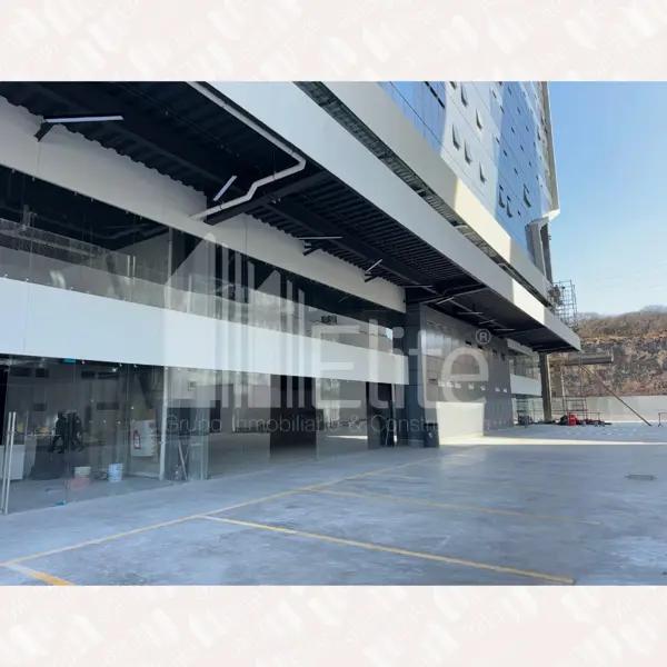 SE RENTA OFICINA O CONSULTORIO EN WORLD TRADE CENTER QUERETARO