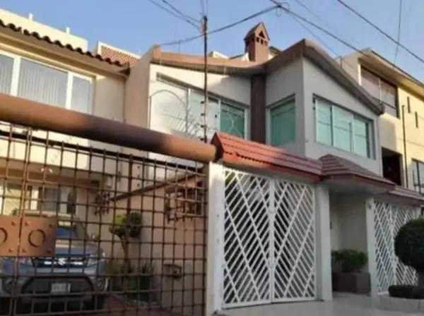 CASA  EN TLANEPANTLA