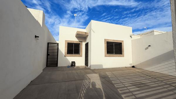 Casa en RENTA en La Paz, Baja California Sur, Fracc Altamira