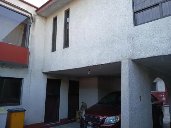 Amplia casa con departamento con entrada independiente Olimpica San Rafael Chamapa