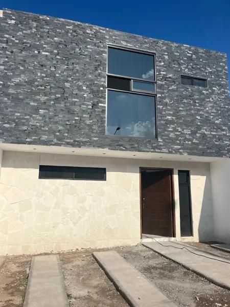 Casa Nueva en Fracc. La Misión San Juan del Rio, Qro.