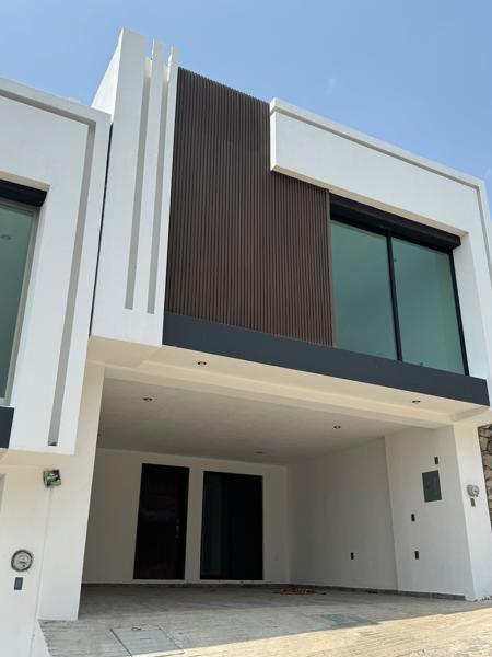 Casa en venta en fraccionamiento valle dorado Tuxtla Gutiérrez