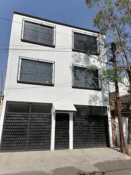 Excelente casa en Prados Coyoacán 350m2