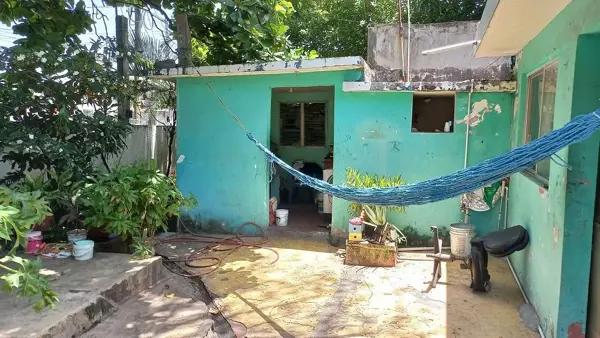 VENDO TERRENO CON CONSTRUCCION EN ZONA CÉNTRICA.