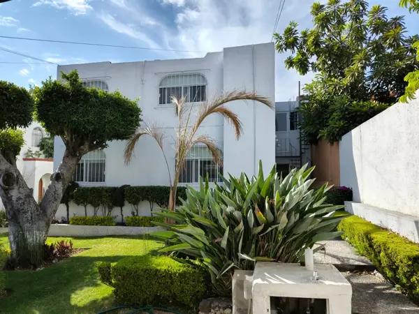 Hermosa Casa en Condominio en Cuernavaca de 310m2