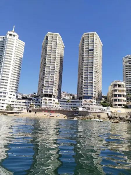 VENTA DE DEPARTAMENTO EN ACAPULCO, AMUEBLADO LISTO PARA RENTAR A EXTRANJEROS Y TURISTAS