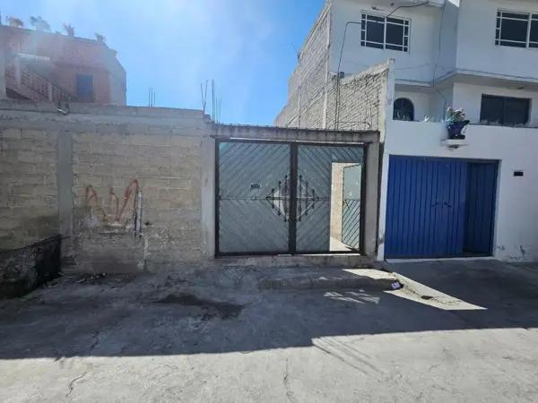 VENTA DE PROPIEDAD EXCELENTE UBICACION, IDEAL PARA TERMINARLA A TU GUSTO EN ECATEPC