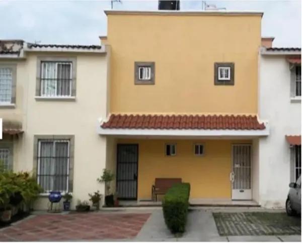 PRECIOSA CASA EN PRIVILEGIADA UBICACION EN JIUTEPEC, MORELOS.