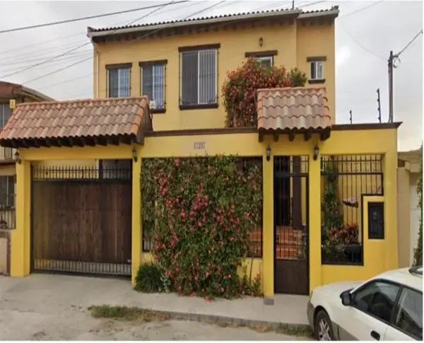 PRECIOSA CASA EN CONSTITUYENTES, TIJUANA.