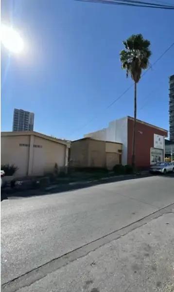 CASA EN VENTA EN CONTRY 1ER SECTOR, MONTERREY
